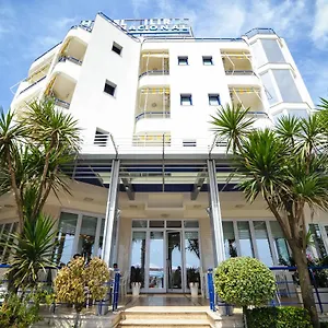 4* Otel Iliria Internacional